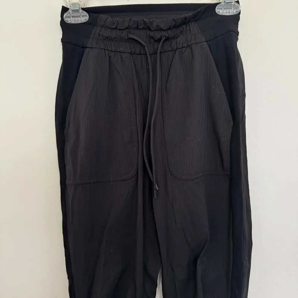 Lululemon Beyond the Studio Jogger in Black